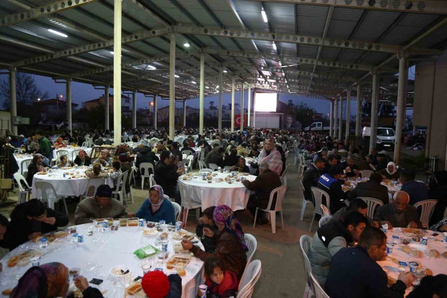 Döşemealtı İftar Sofrası Ilıca Mahallesi’nde