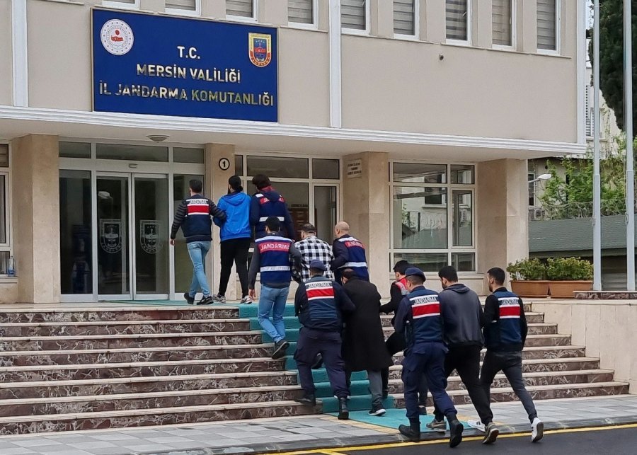 Mersin’de Deaş Operasyonu: 4 Gözaltı