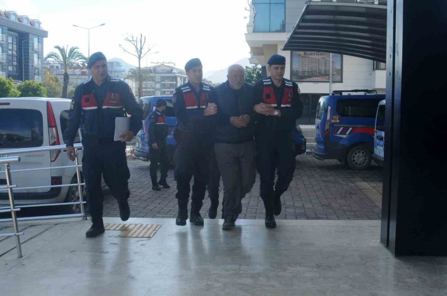 Tartıştığı Müteahhidi Tüfekle Vurup Öldüren Bekçi Tutuklandı