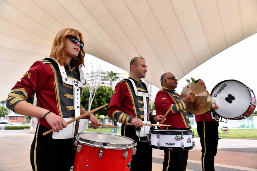 Kent Orkestrası Bandosundan ’çocuk Şarkıları’ Etkinliği