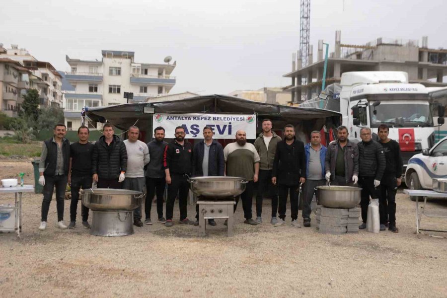 Kepez’in Sahra Mutfağı Deprem Bölgesinden Ayrılmadı