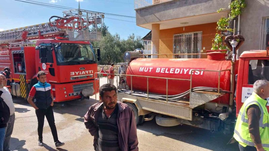 Mersin’de İki Katlı Evde Çıkan Yangın Korkuttu