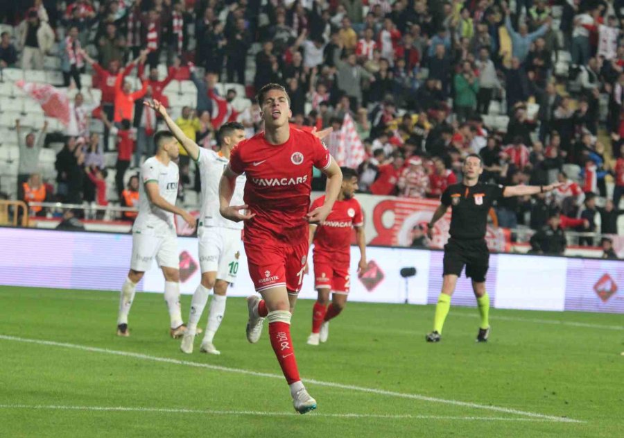 Spor Toto Süper Lig: Antalyaspor: 3 - Alanyaspor: 1 (maç Sonucu)