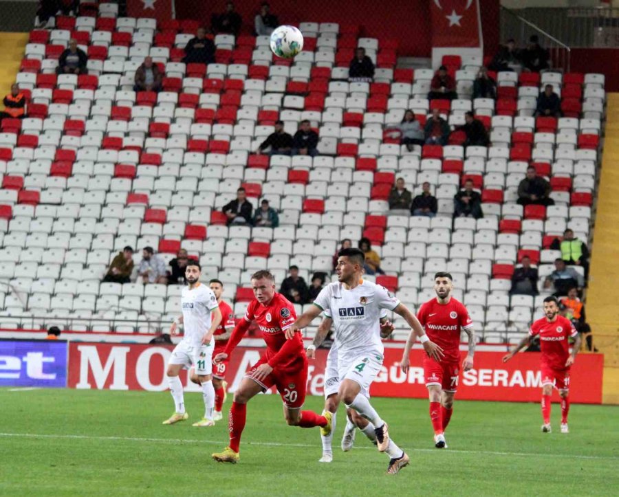 Spor Toto Süper Lig: Antalyaspor: 3 - Alanyaspor: 1 (maç Sonucu)