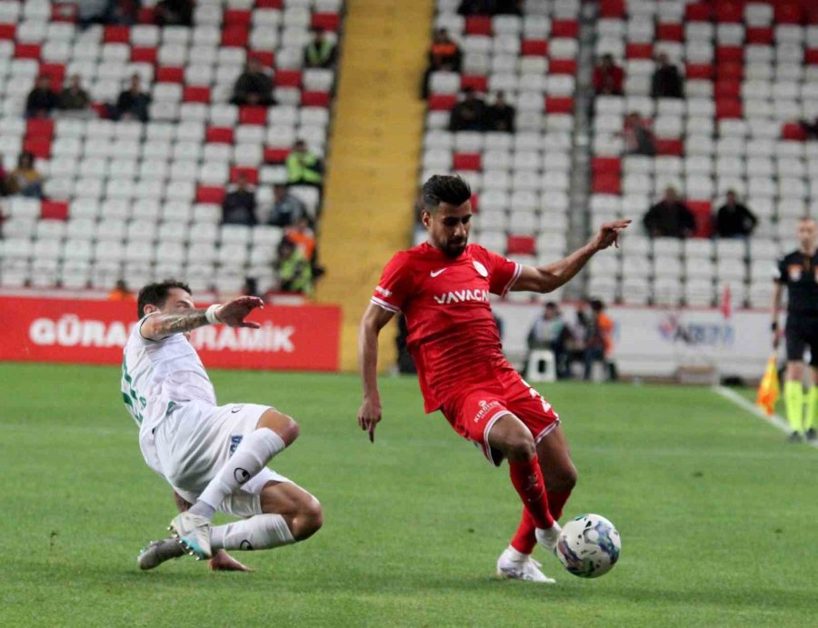 Spor Toto Süper Lig: Antalyaspor: 3 - Alanyaspor: 1 (maç Sonucu)