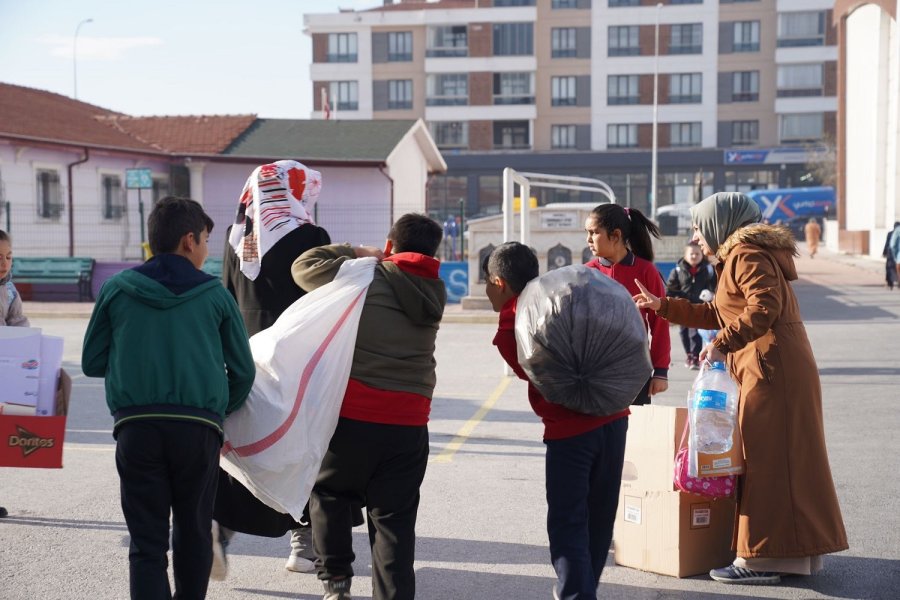 “ilkokullar Arası 1 Atık Çok Şeyi Değiştirir 2” Atık Toplama Yarışması Tamamlandı