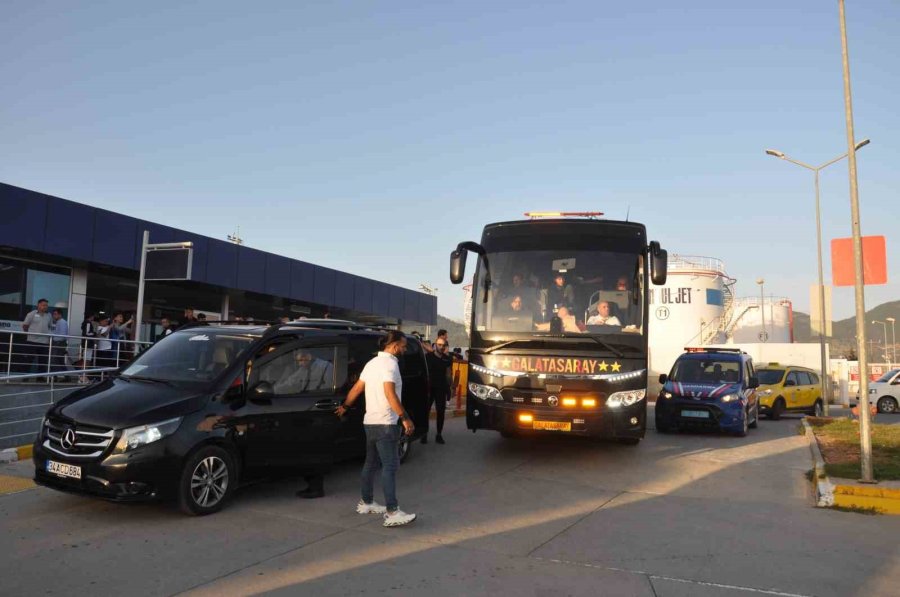 Galatasaray Kafilesi Alanyaspor Maçı İçin Gazipaşa’da