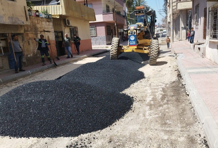 Akdeniz’de Asfalt Çalışmaları Hız Kazandı