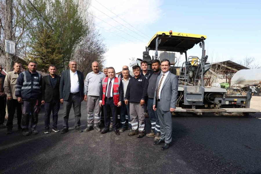 Başkan Böcek, Kadir Gecesi’ni Elmalı’da Geçirdi