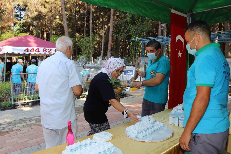 Alanya Belediyesi Ramazan Bayramı’nda 62 Bin 500 Çiçek Dağıtacak