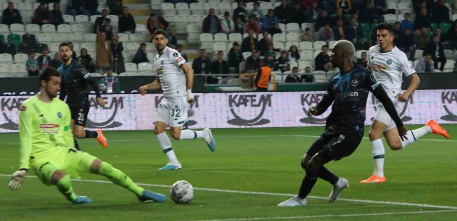 Spor Toto Süper Lig: Konyaspor: 1 - Adana Demirspor: 1 (ilk Yarı)