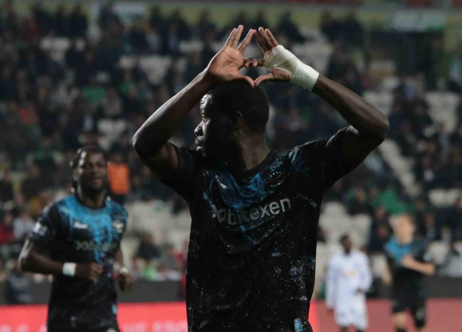 Spor Toto Süper Lig: Konyaspor: 1 - Adana Demirspor: 1 (ilk Yarı)