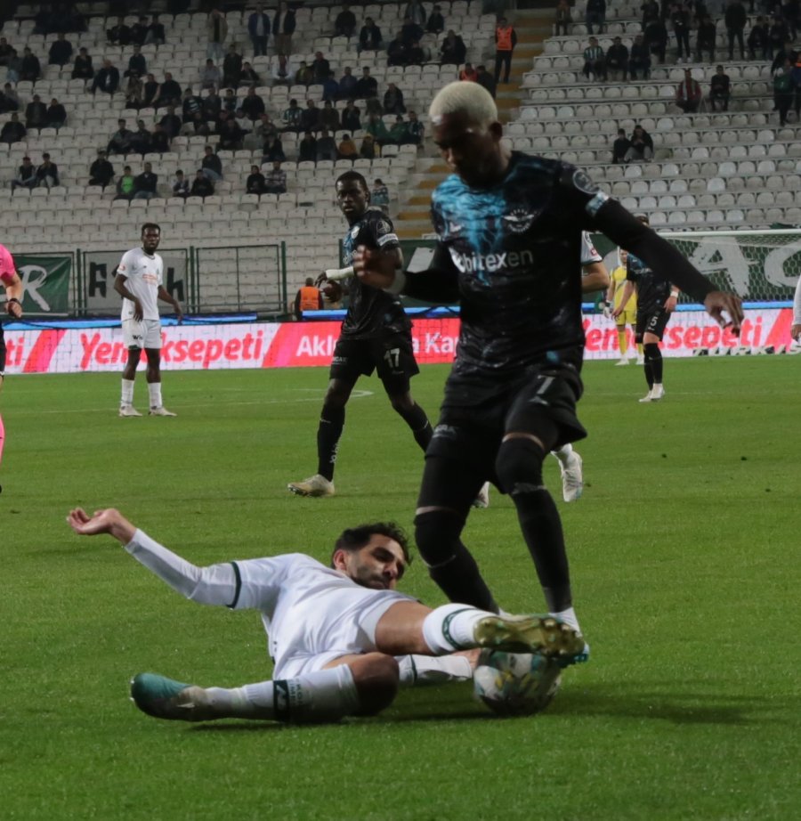 Spor Toto Süper Lig: Konyaspor: 1 - Adana Demirspor: 1 (ilk Yarı)