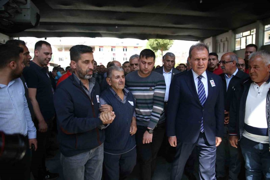 Yangında Hayatını Kaybeden İtfaiye Eri Son Yolculuğuna Uğurlandı