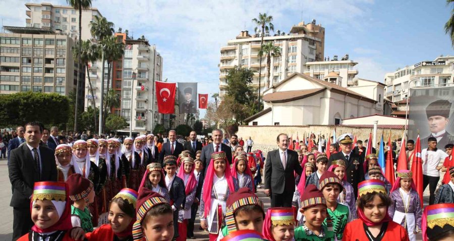 Mersin’de 23 Nisan Coşkuyla Kutlandı