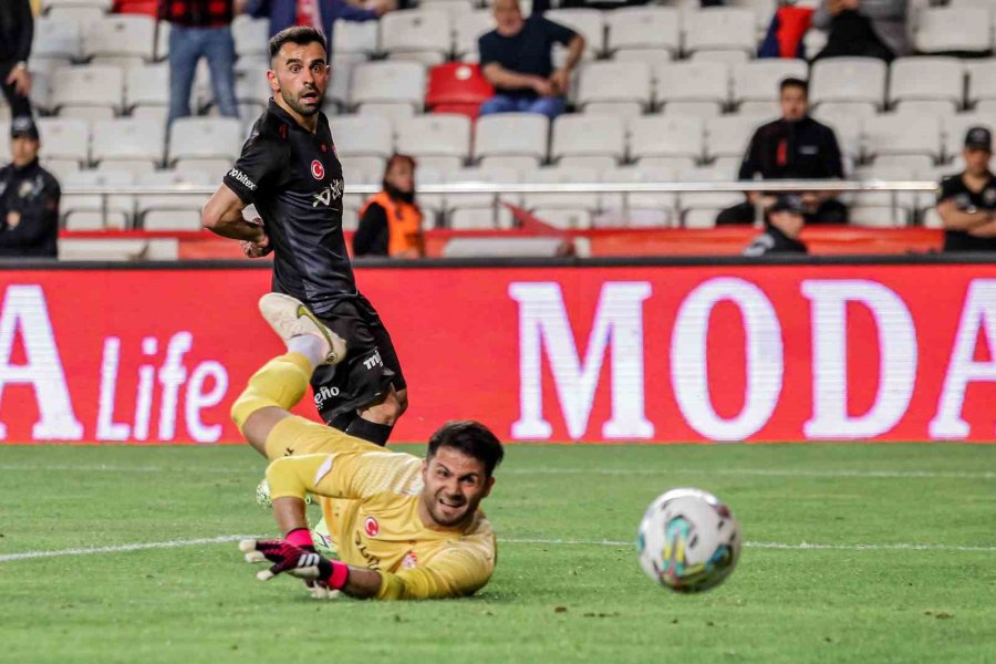 Spor Toto Süper Lig: Fta Antalyaspor: 0 - Sivasspor: 2 (ilk Yarı)