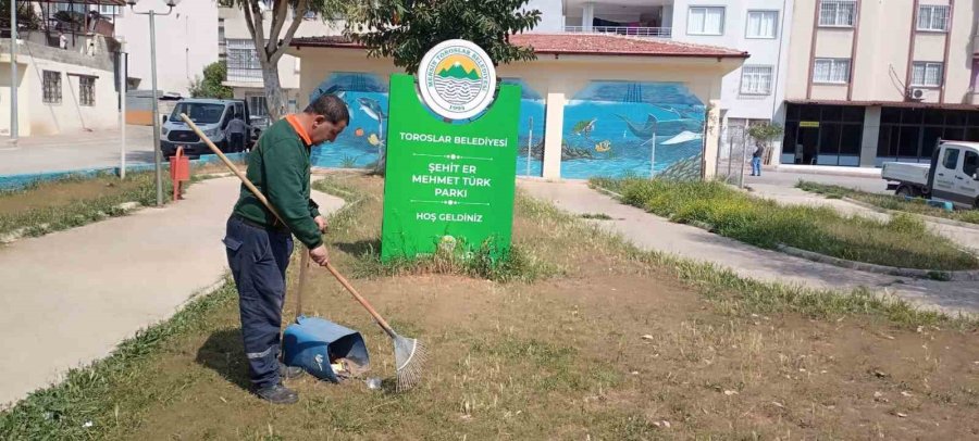 Toroslar’da Park Ve Yeşil Alanlar Yaza Hazırlanıyor