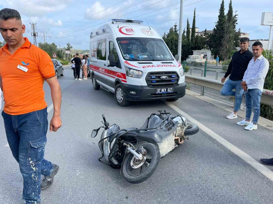 Çarptığı Motosiklet Sürücüsünü Yaralayıp, Olay Yerinden Kaçtı