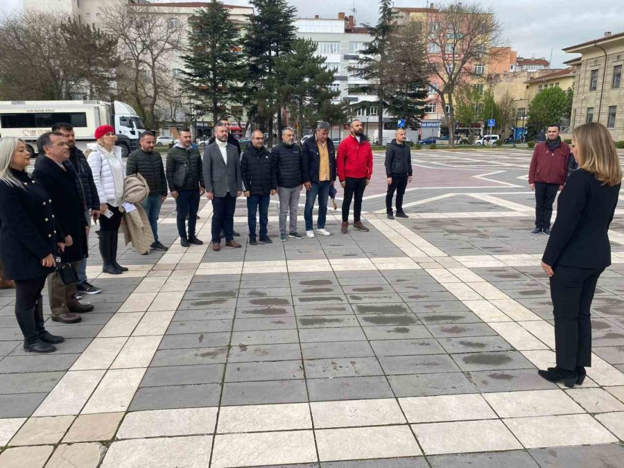 Eskişehir’de Dünya Veteriner Hekimler Günü Kutlandı