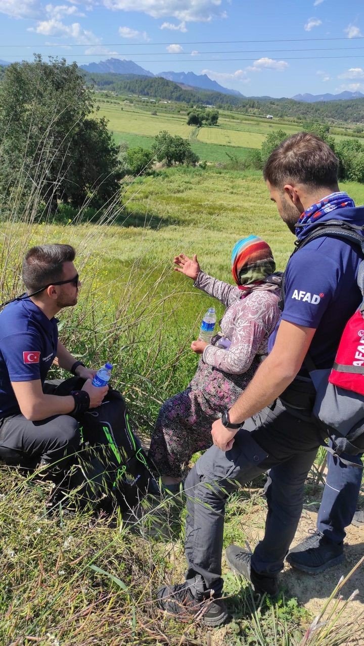 63 Yaşındaki Kayıp Yaşlı Kadın Ormanlık Alanda Bulundu