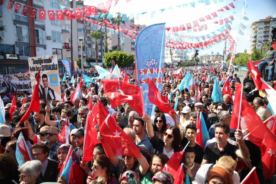 İyi Parti Genel Başkanı Akşener: "18-26 Yaş Arasındaki Gençlere İş Bulana Kadar 2 Bin 500 Lira Maaş Ödeyeceğiz"