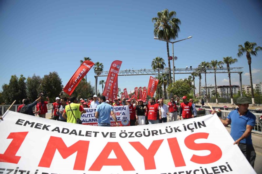 Mersin’de 1 Mayıs Coşkusu