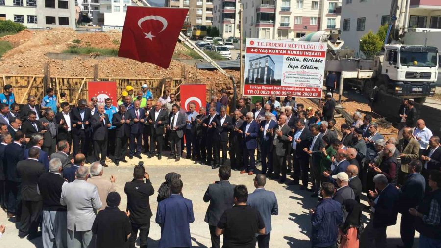 Mersin’de 150 Öğrenci Kapasiteli Kur’an Kursunun Temeli Atıldı