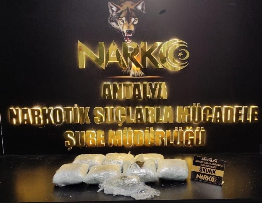 Antalya’da 5 Kilo 272 Gram Esrar, 19 Bin 881 Adet Extacy Hap Ele Geçirildi