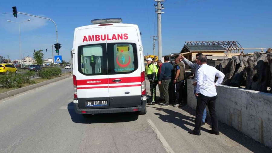 Alkollü Ve Ehliyetsiz Sürücü Zincirleme Kazaya Sebep Oldu