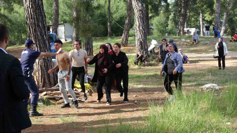 2 Çocuk Annesi Kadın, Ormanlık Alanda Yaşadığı Konteynerde Ölü Bulundu