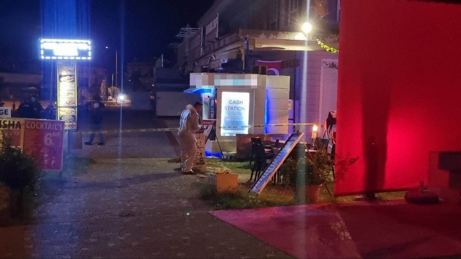 Manavgat’ta Silahlı Ağaç Sökme Ve Branda Kesme Kavgası: 2’si Ağır 5 Yaralı