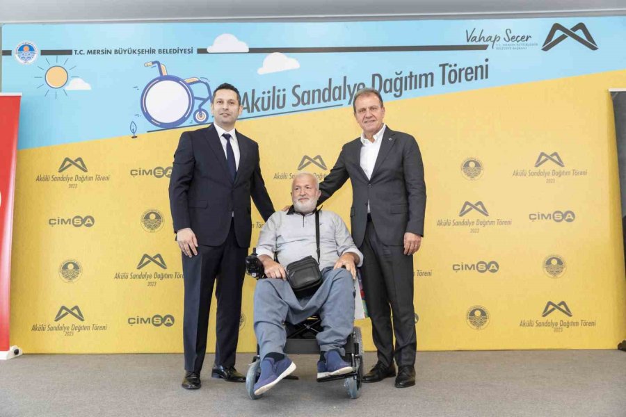 Mersin’de ’akülü Sandalye Dağıtım Töreni’ Gerçekleşti