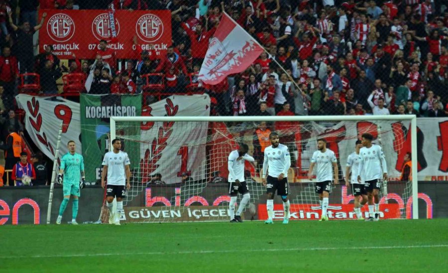 Spor Toto Süper Lig: Fta Antalyaspor: 1 - Beşiktaş: 0 (ilk Yarı)