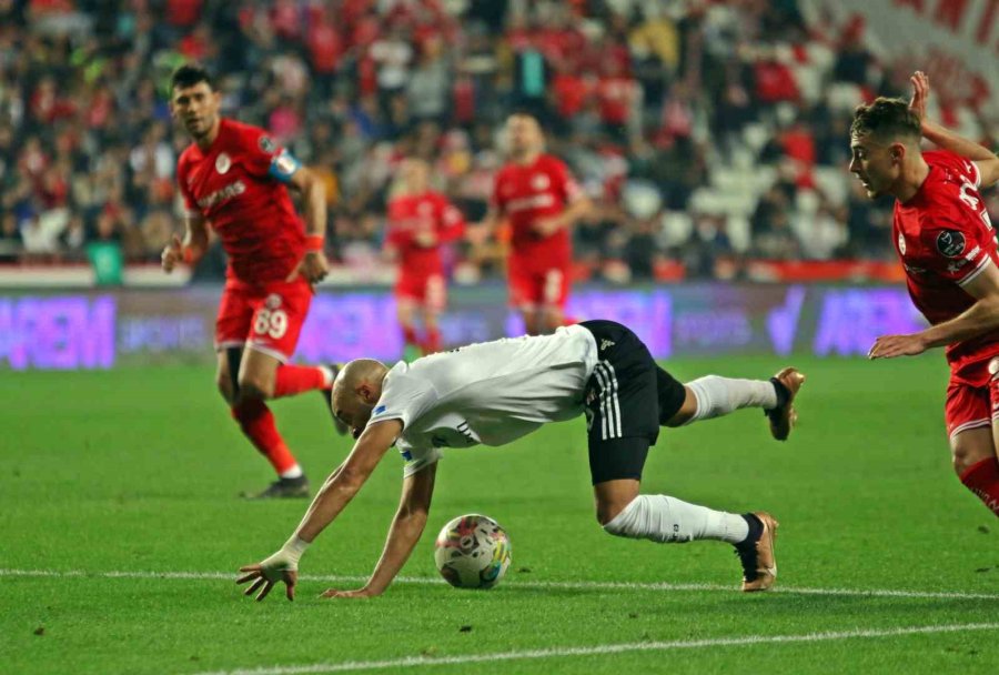 Spor Toto Süper Lig: Fta Antalyaspor: 1 - Beşiktaş: 3 (maç Sonucu)