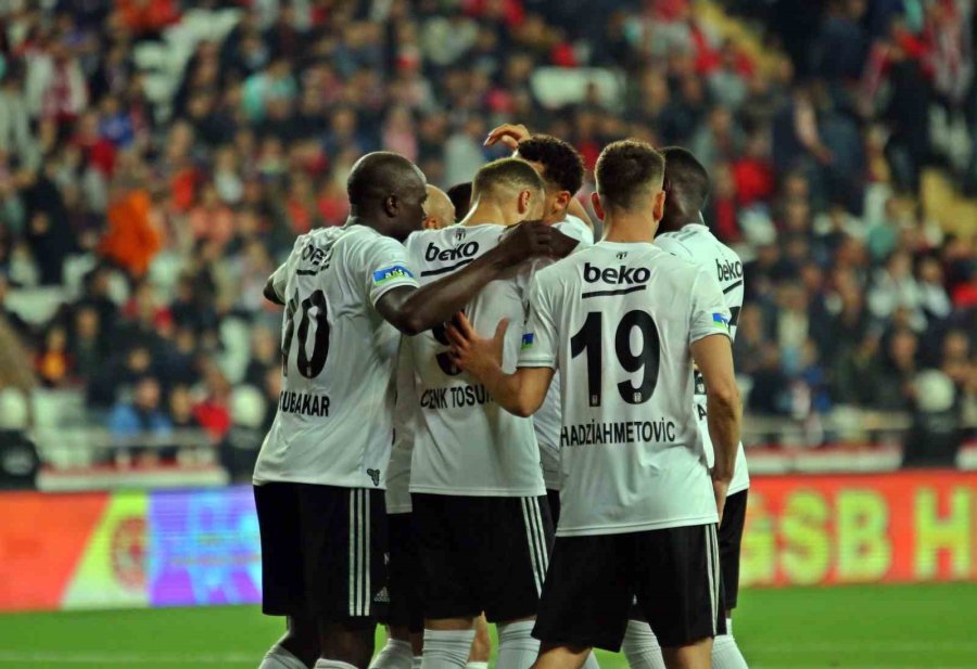 Spor Toto Süper Lig: Fta Antalyaspor: 1 - Beşiktaş: 3 (maç Sonucu)