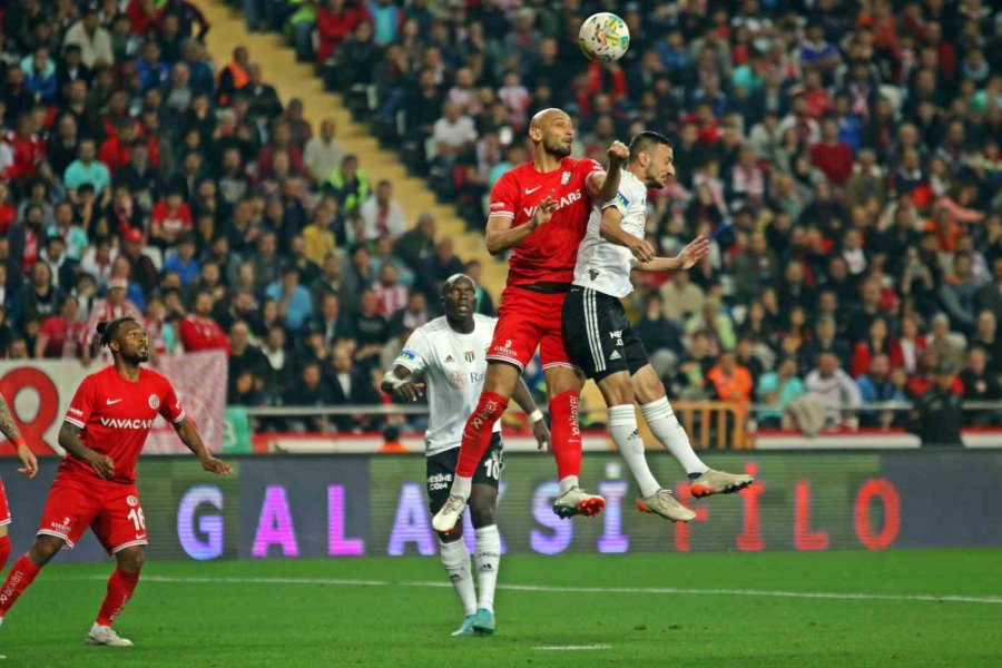 Spor Toto Süper Lig: Fta Antalyaspor: 1 - Beşiktaş: 3 (maç Sonucu)