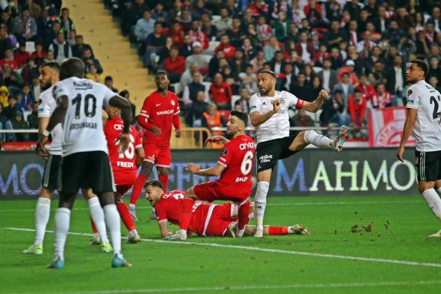 Spor Toto Süper Lig: Fta Antalyaspor: 1 - Beşiktaş: 3 (maç Sonucu)