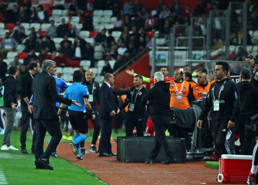 Spor Toto Süper Lig: Fta Antalyaspor: 1 - Beşiktaş: 3 (maç Sonucu)