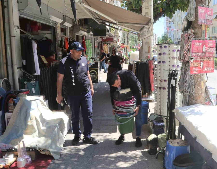 Toroslar Zabıtasından Yol Ve Kaldırım İşgaline Karşı Denetim