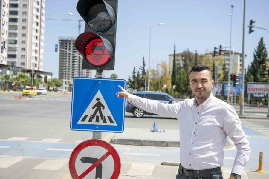 Mersin Büyükşehir Belediyesi ’değişken Mesaj Sistemini’ Hayata Geçirdi