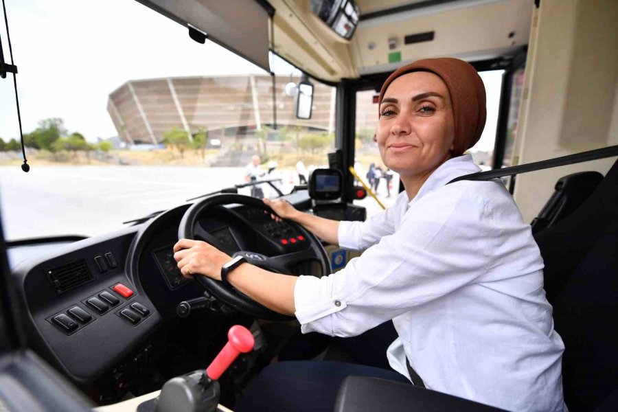 Mersin’de Otobüs Şoförlerine ’ileri Sürüş Teknikleri Eğitimi’