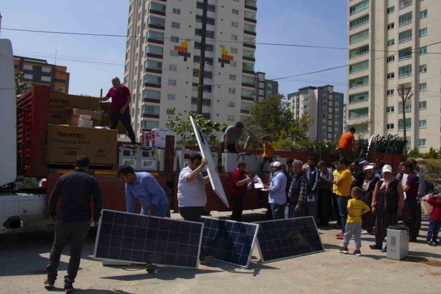 Mersin’de Üreticilere Güneş Enerji Paneli Desteği