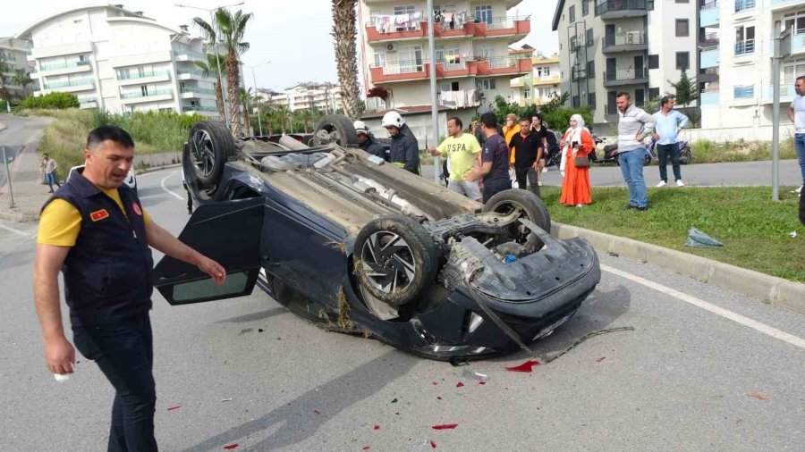 Takla Atan Kadın Sürücü Gözyaşlarına Hakim Olamadı