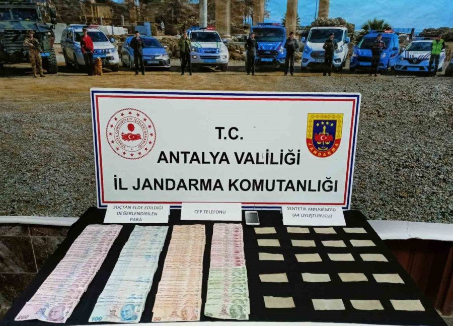 Antalya’da 180 Firari Şahıs İle Uyuşturucu Ve Kaçakçılık Şüphelisi 53 Şahıs Yakalandı