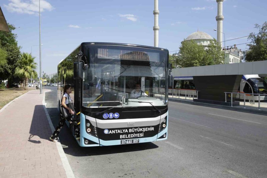 Büyükşehir’e Ait Toplu Ulaşım Araçları 19 Mayıs’ta Ücretsiz