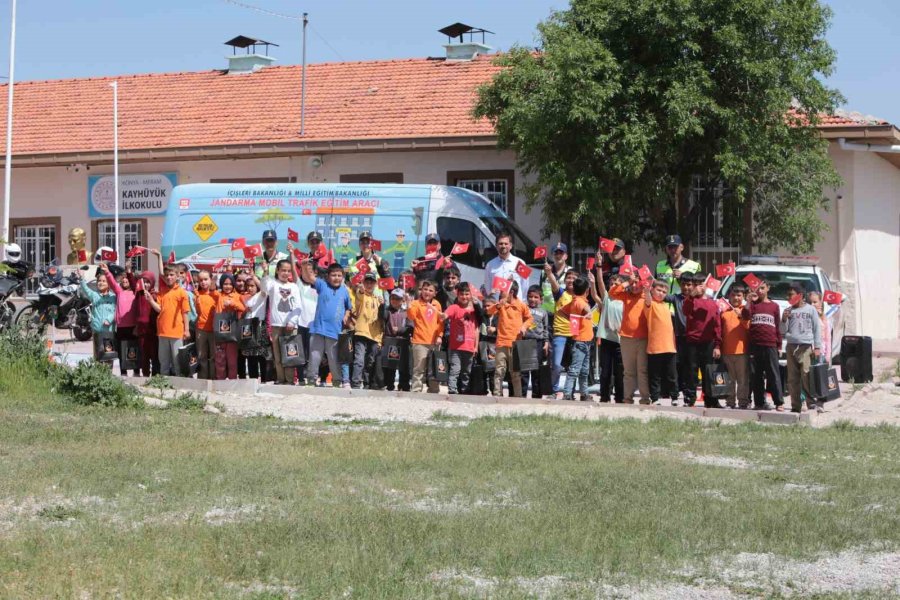 Ders Zili Bu Sefer Jandarma Ekiplerinin Eğitimi İçin Çaldı