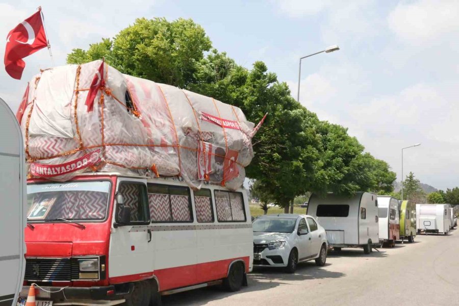 Antalya’da Denize Sıfır Karavan Tatiline Yasak Geliyor