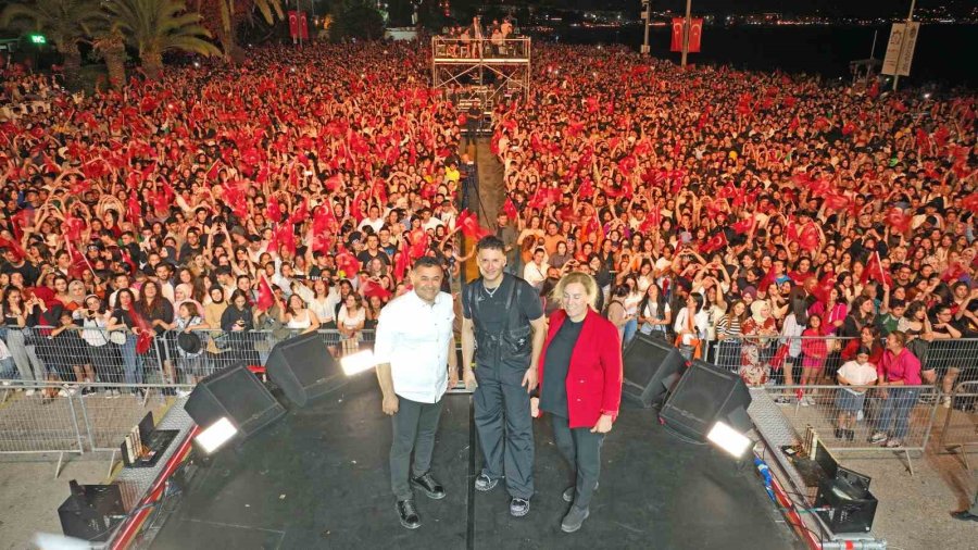 Alanya Belediyesi’nden 19 Mayıs Kutlaması