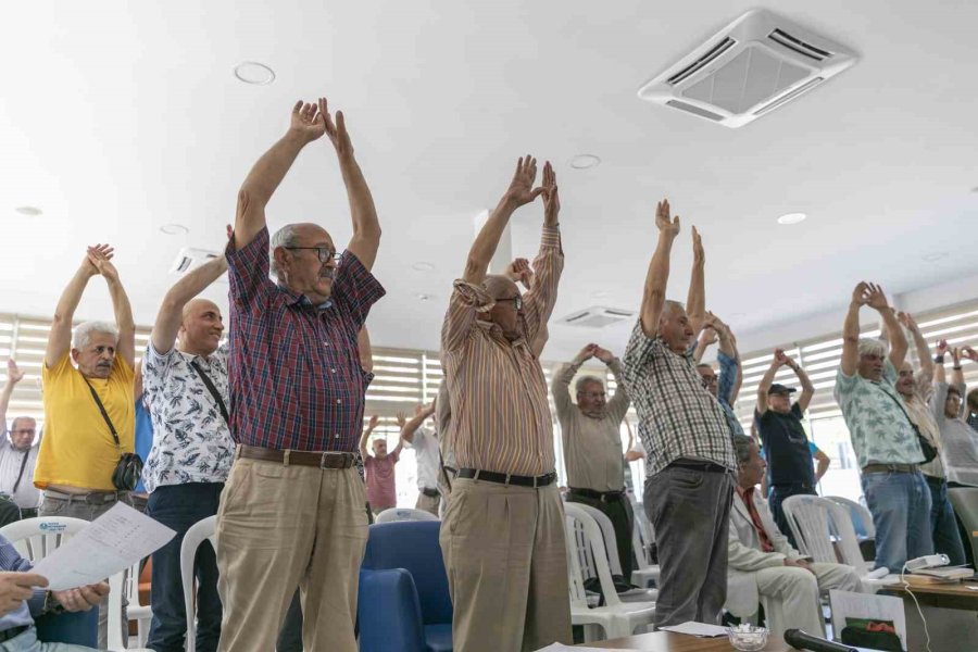 Emekli Evinde ’fibromiyalji’ Eğitimi