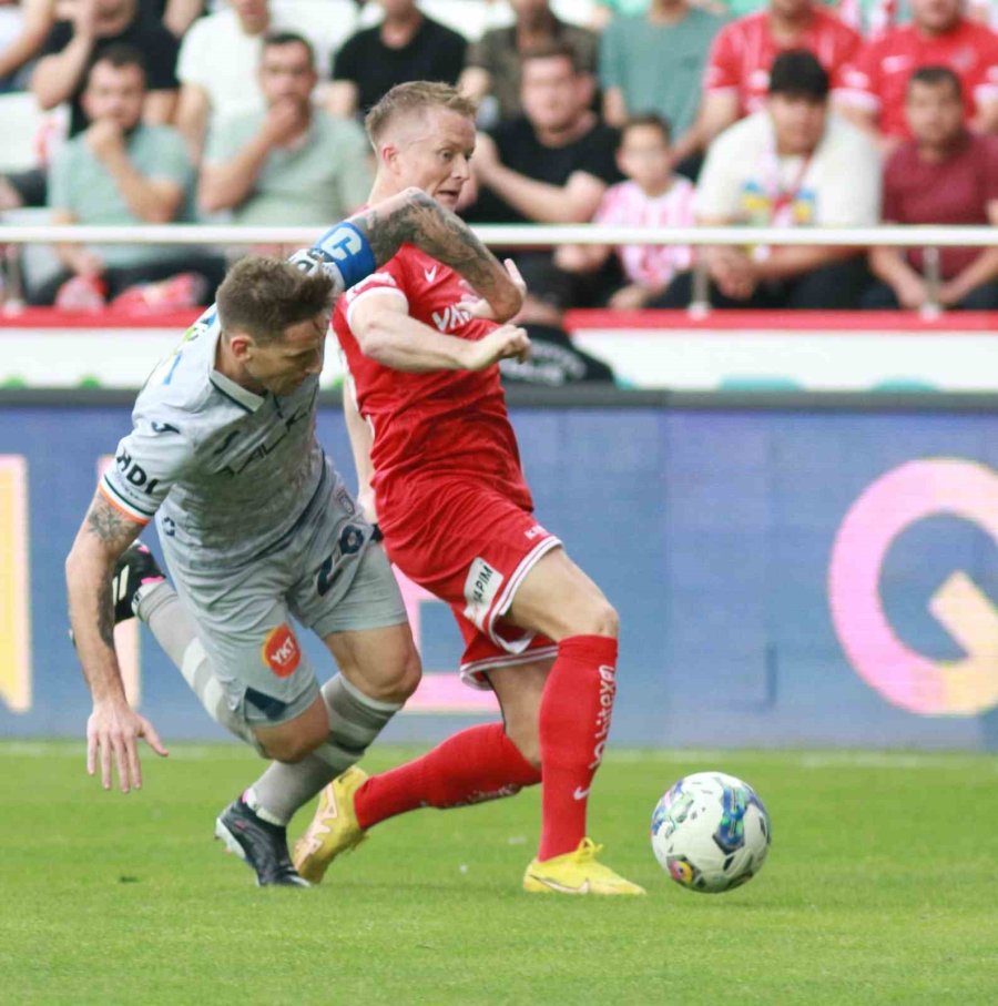 Spor Toto Süper Lig: Fta Antalyaspor: 0 - Medipol Başakşehir: 0 (maç Sonucu)